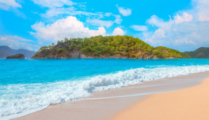 Oludeniz Beach And Blue Lagoon, Oludeniz beach is best beaches in Turkey - Fethiye, Turkey
