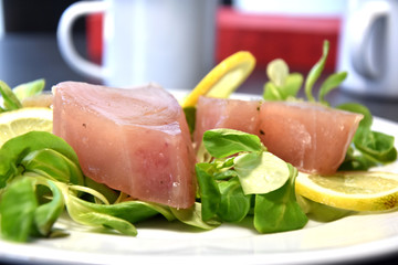 weißer Thunfisch - Filet roh und ungekocht