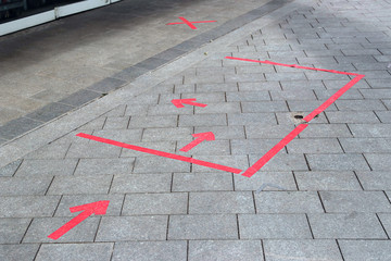rote abstand und richtung pfeile