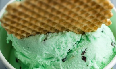 Eiswaffel in Pfefferminzeis 