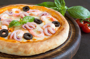 Traditional Italian dish, delicious pizza