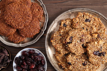 Amaranth and oat cookies.