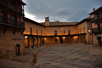 Plaza Mayor en Albarrac&iacute;n