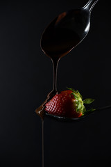 Fototapeta Still Life Fragola con cioccolata fondente obraz