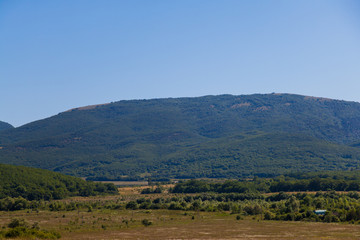 Obraz premium mountain landscape of mountains with forest and blue sky