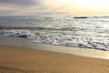 
a sea wave came ashore