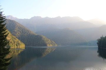 озеро Рицца