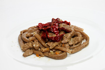 Burnt wheat pasta with cruschi peppers