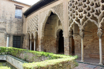 Patio árabe del Real Alcázar de Sevilla (Andalucía, España) 
