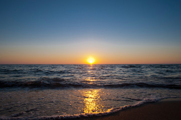 Fototapeta premium tramonto sul mare