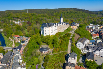 Luftbildaufnahmen Stadt Greiz in Thüringen m Frühling