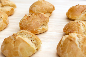 Fototapeta na wymiar small round buns, french bakery