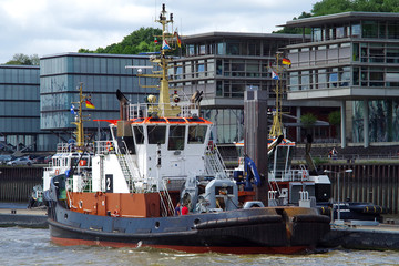 Hamburger Hafen, Schlepper auf der Elbe