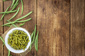 Obraz na płótnie Canvas Canned Green Beans (close-up shot; selective focus)