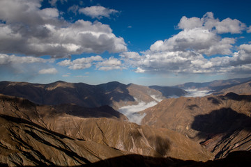 Paisajes de Rodeo Colorado en Iruya Salta - Argentina, a mas de 2100 m.s.n.m y por encima de las nubes.