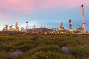 Fototapeta na wymiar Oil Refinery factory with twilight, Petroleum, petrochemical plant