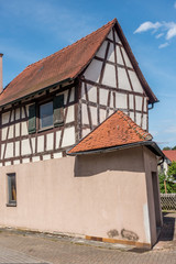 Kleines historisches Fachwerkhäuschen