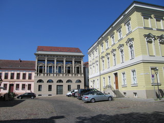Fototapeta na wymiar Neuer Markt und Kabinetthaus in Potsdam