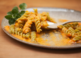 Pea paste in pepper sauce