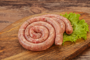 Raw sausage ring for grill