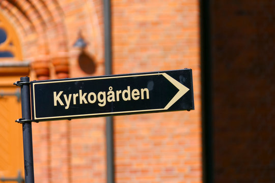 Vastervik, Sweden ' Gladhammars kyrka, or Gladhammars Church from 1886. A sign in Swedish for the graveyard.