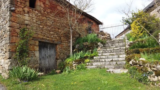 Chasteaux (Corrèze, France) - Roziers - Grange pittoresque