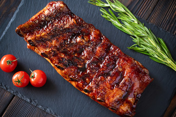 Grilled pork ribs