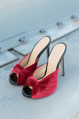 Damskie kobiece buty na wysokim obcasie, szpilki.