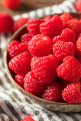Raw Organic Red Raspberries
