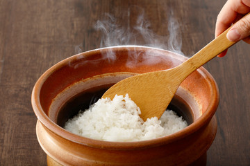 炊きたての土鍋ごはん