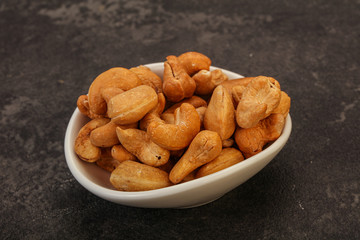 Cashew heap in the bowl