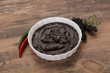 Black pepper sauce for meat