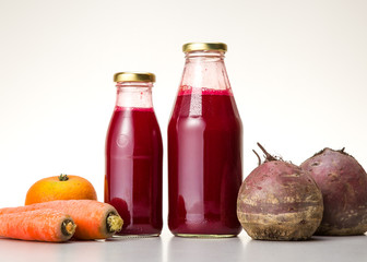 bottled fruit and vegetable extract, turnip, carrot and orange, excellent detox