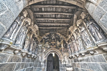 Architecture Entrée d'Eglise Statut