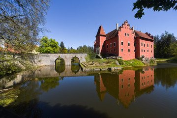 Fototapeta na wymiar The red water State Chateau Cervena Lhota (Czech Republic, Eastern Europe) 7.10.2020