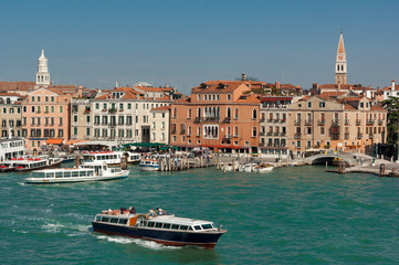VENICE/ITALY 27TH SEPTEMBER 2006 Water taxis and buses in front of San Marco Square