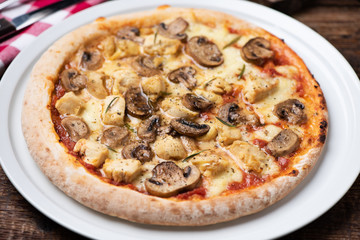 Pizza chicken mushroom cheese