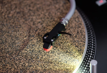 DJ Turntable with Cork Slipmat 3