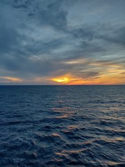 Obraz premium open blue ocean sea
