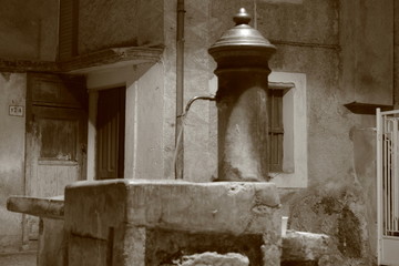 FONTANA STORICA QUARTIERE ARMI  SARACENA COSENZA 