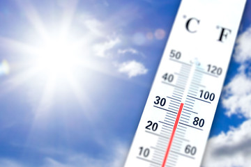 Hohe Temperaturen bei Sonnenschein