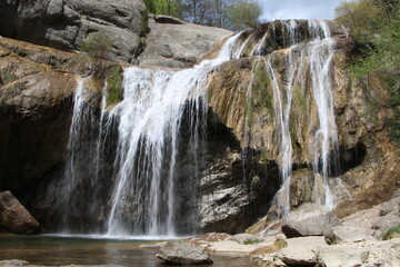 Salto de agua extendido