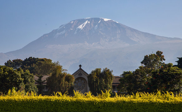 Widok na górę Kilimandżaro z Kibosho w Moshi