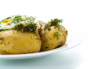 boiled early potatoes with fried egg and dill