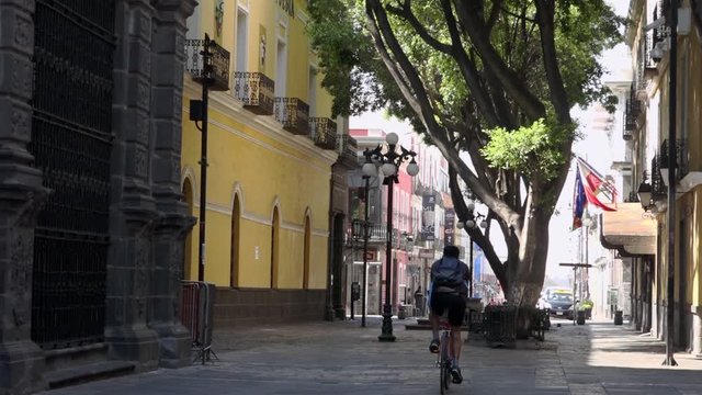 Mexican colonial city. Puebla City empties by quarantine. Mexico en cuarentena. Paseo en bicicleta en tiempos de cuarentena.  Bicycle ride in times of quarantine and pandemic