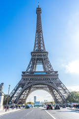 Fototapeta na wymiar Eiffel tower with clean blue sky