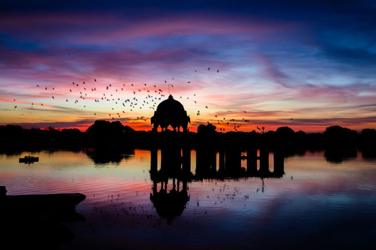 Gadsisar Sagar Lake in Jaisalmer Rajasthan, Sunrise at Gadsisar Sagar Lake
