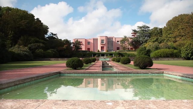 Wide Dolly shot of Serralves Museum garden, Oporto, Portugal