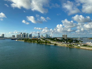 Fototapeta na wymiar Marine landscape. Panoramic view of Miami. Beautiful view from afar in Miami. Horizontal area, cropped shot. Travel and tourism concept.
