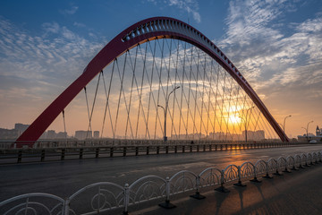 Obraz premium Cable stayed bridge at sunset